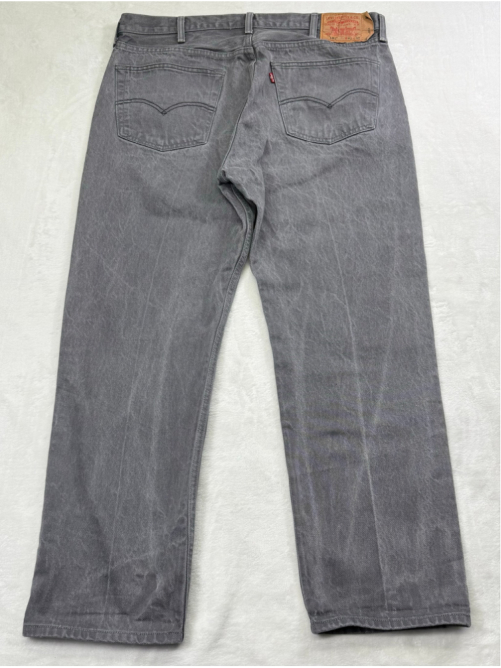 Men's Levi's 501 40x32 Button Fly Straight Leg Grey Jeans - Picture 5 of 12